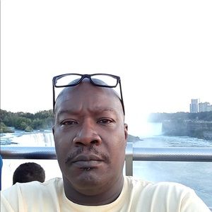 Meet your Posher, Lee